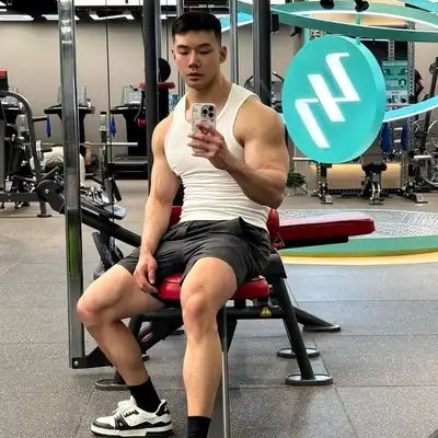 杨巧龙